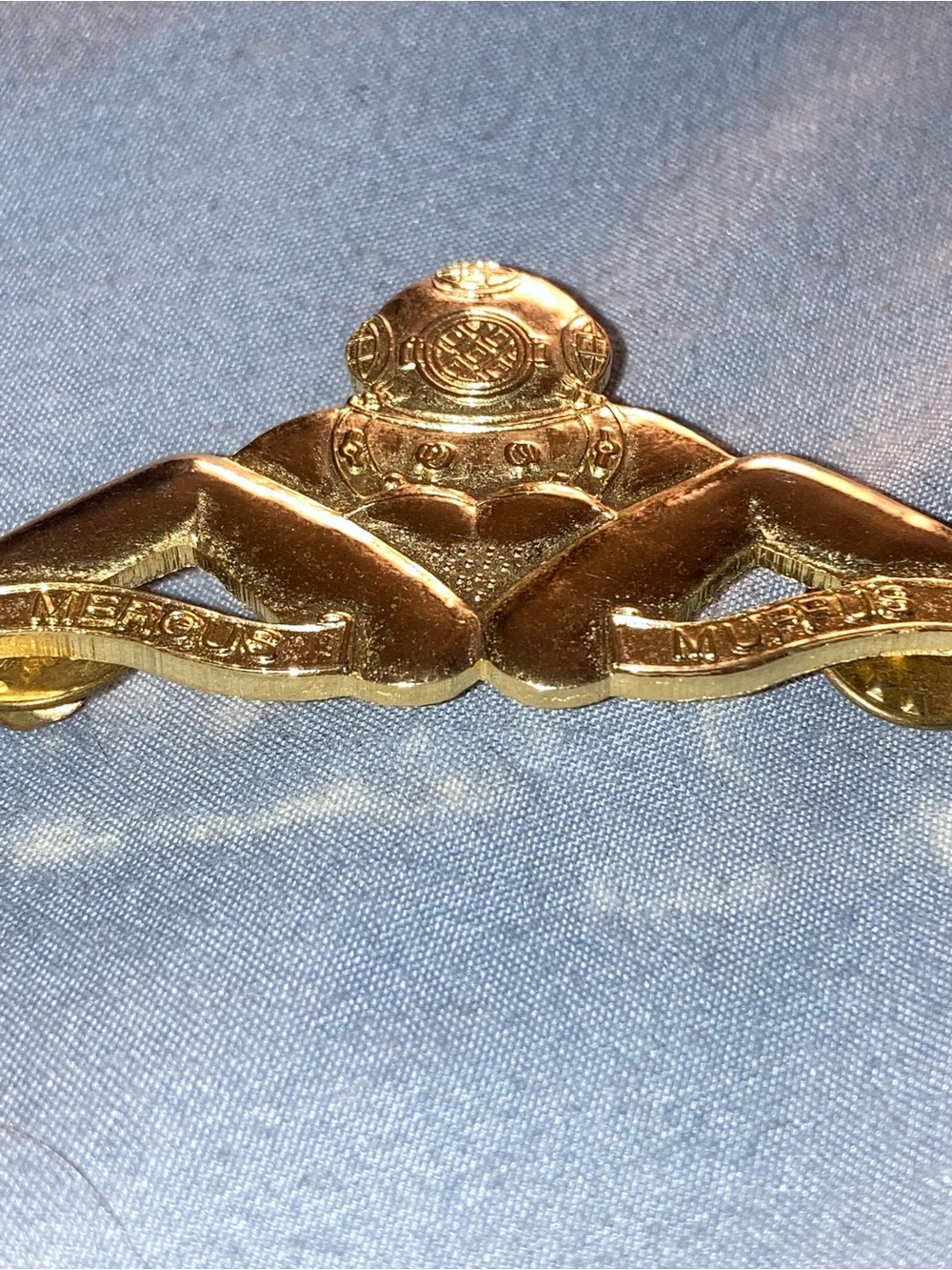 Vintage Divers Decorative Brooch - Gold Tone Color - Picture 2 of 3